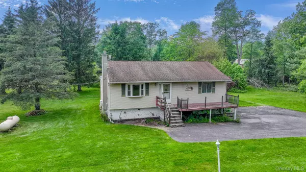 6 Crawford ST, Pine Bush, NY 12566