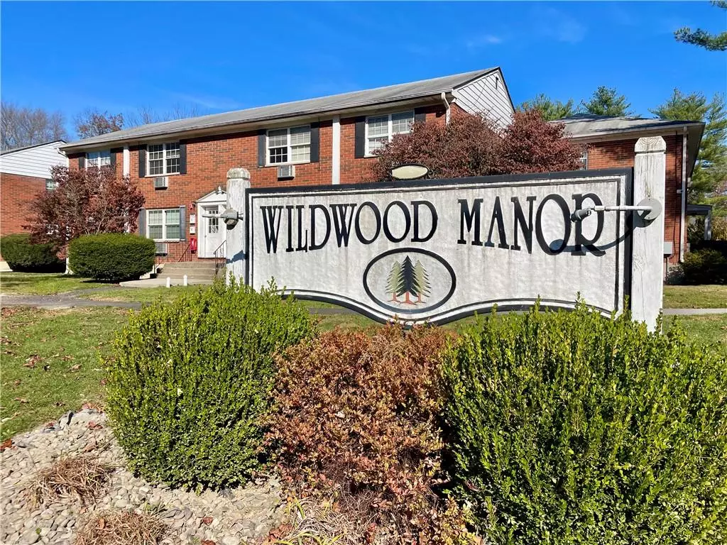 Wappingers Falls, NY 12590,5 Wildwood DR #8B