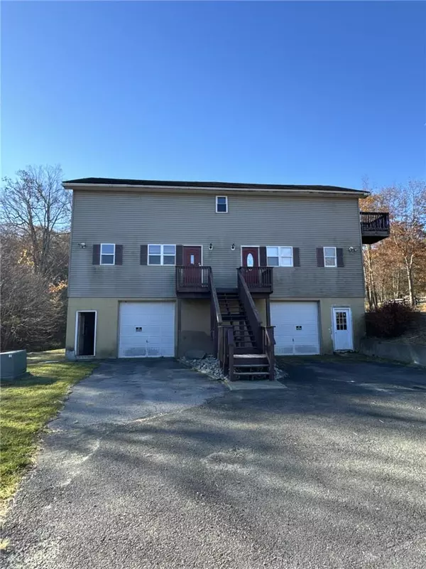 Rhinebeck, NY 12572,400 Round Lake RD #A