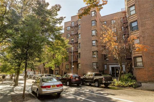 Call Listing Agent, NY 10458,306 E Mosholu Pkwy #2A