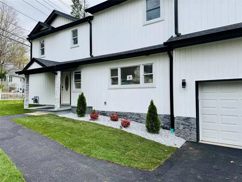 436 Storms RD, Valley Cottage, NY 10989