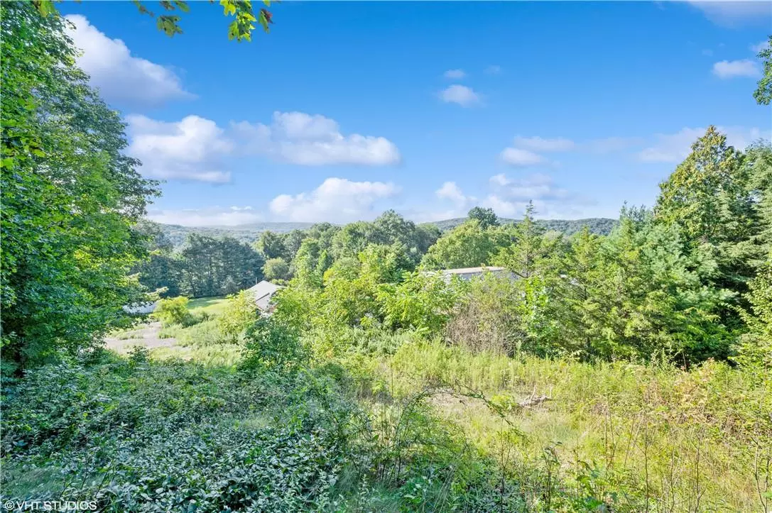 Peekskill, NY 10567,127 Gallows Hill RD