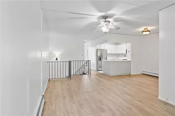 Bronx, NY 10459,1328 Prospect AVE #2