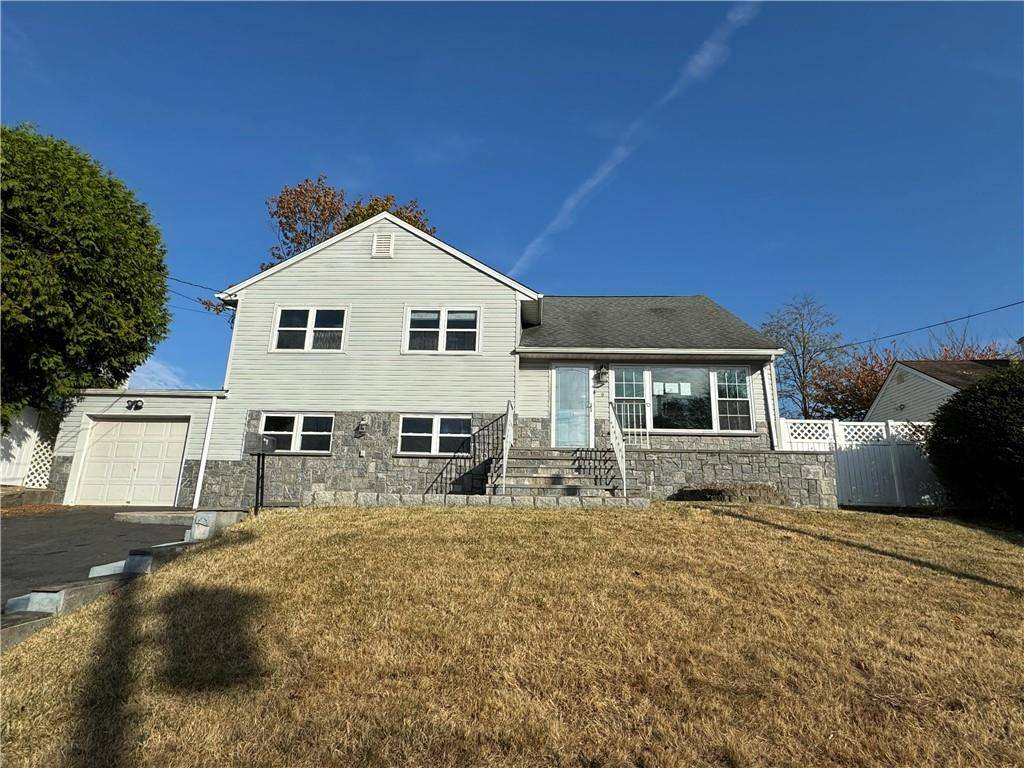 Yonkers, NY 10710,9 Montclair RD