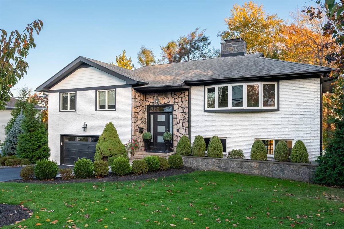 Bronxville, NY 10708,6 Hubbard CIR