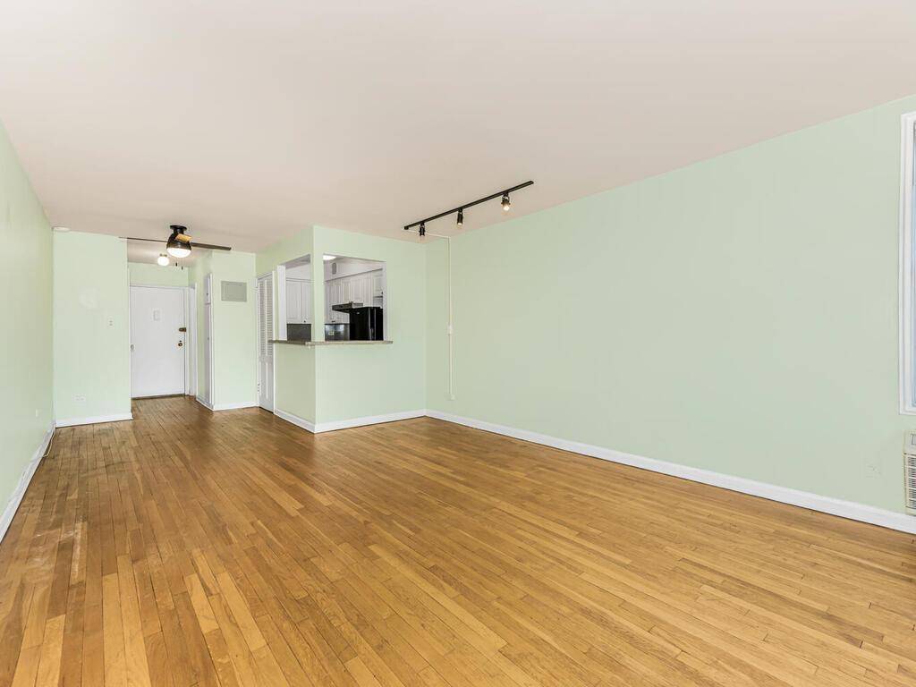 Bronx, NY 10471,5235 Post RD #3H