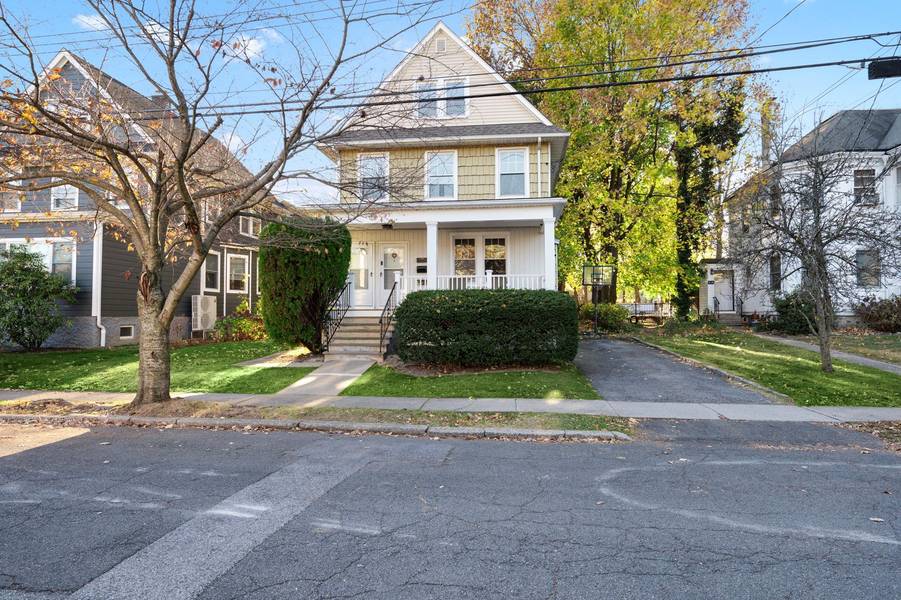 606 Lorraine ST, Mamaroneck, NY 10543