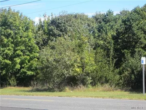 Westhampton, NY 11977,83 Montauk HWY