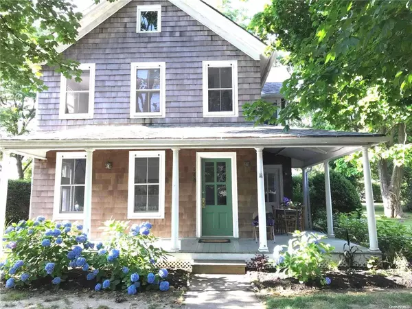 640 Orchard ST, New Suffolk, NY 11956