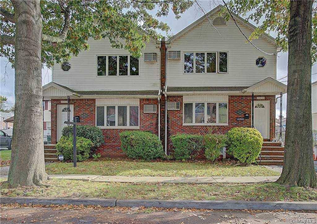 208-18 47th AVE, Bayside, NY 11361