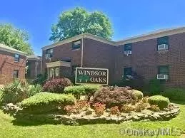 73-10 220 Th ST #406B2, Oakland Gardens, NY 11364