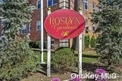 6 Edwards ST #1D, Roslyn Heights, NY 11577