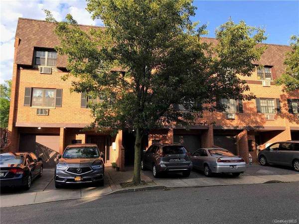 220-84 64th AVE #A, Bayside, NY 11364