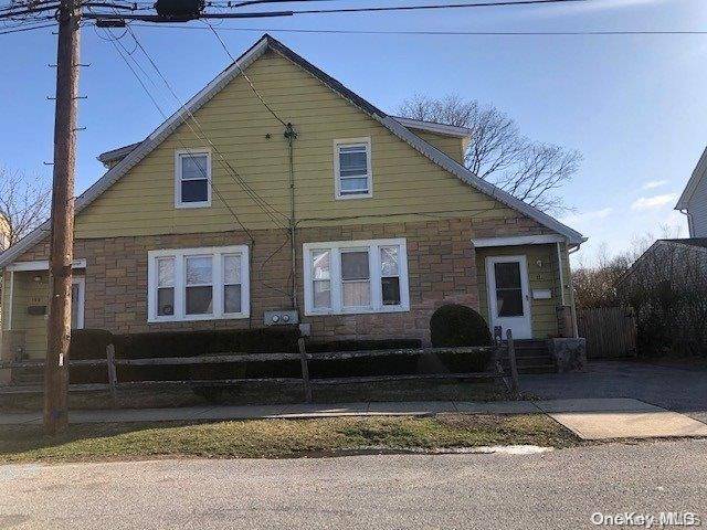 168 S 12th ST, Lindenhurst, NY 11757