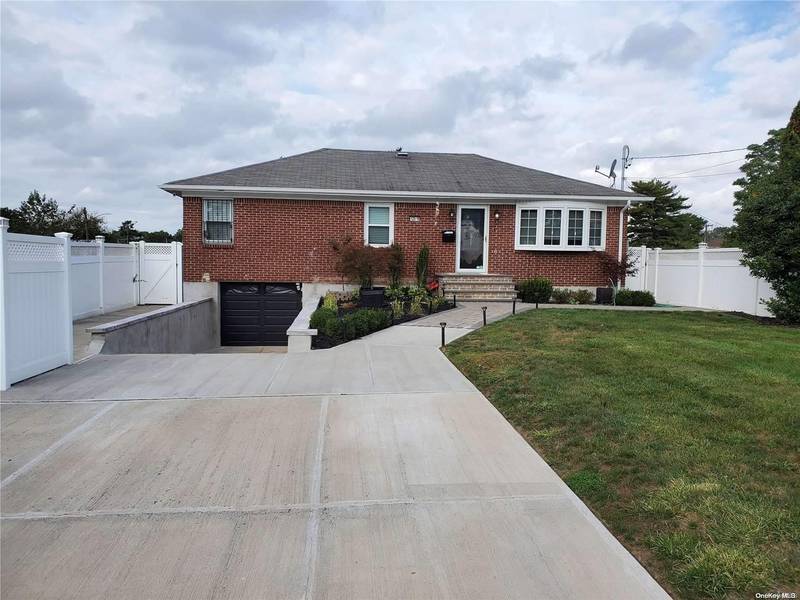 129-18 Hook Creek BLVD, Jamaica, NY 11422