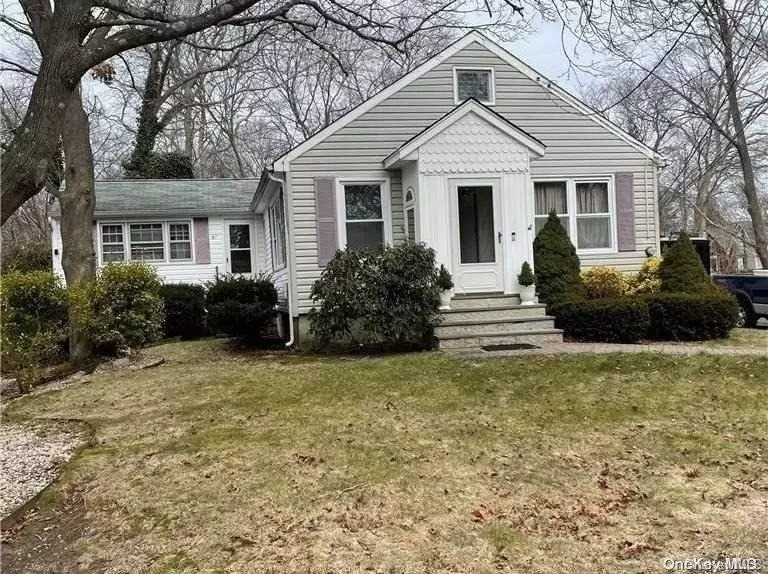 Sayville, NY 11782,91 Tower ST