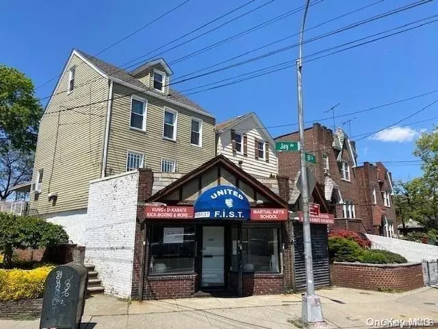 68-49 Jay AVE, Maspeth, NY 11378