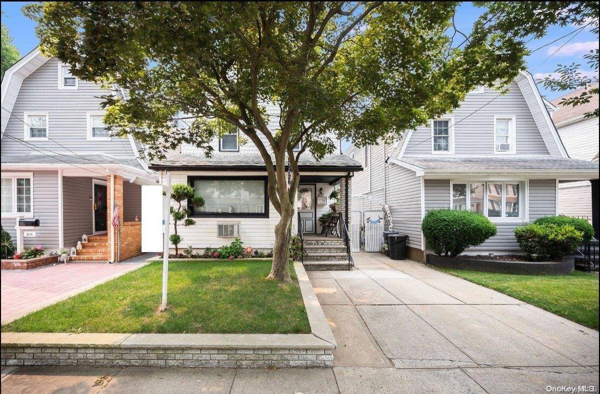 Ozone Park, NY 11417,97-30 134th AVE