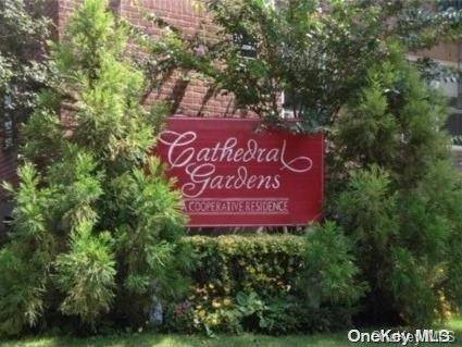 24 Mulford PL #3E, Hempstead, NY 11550