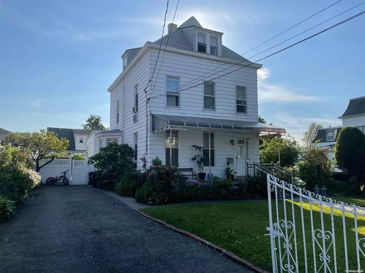 Whitestone, NY 11357,340 150th ST