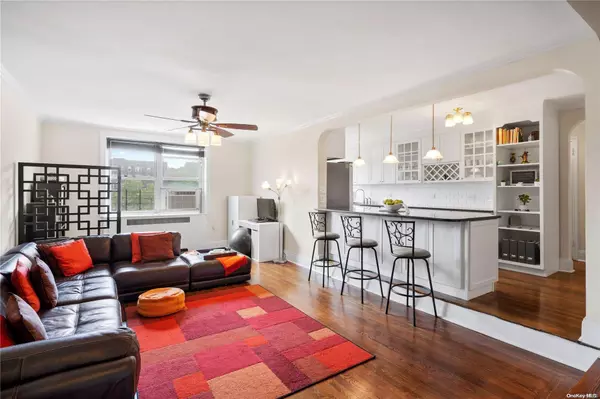 111-45 76th AVE #47B, Forest Hills, NY 11375