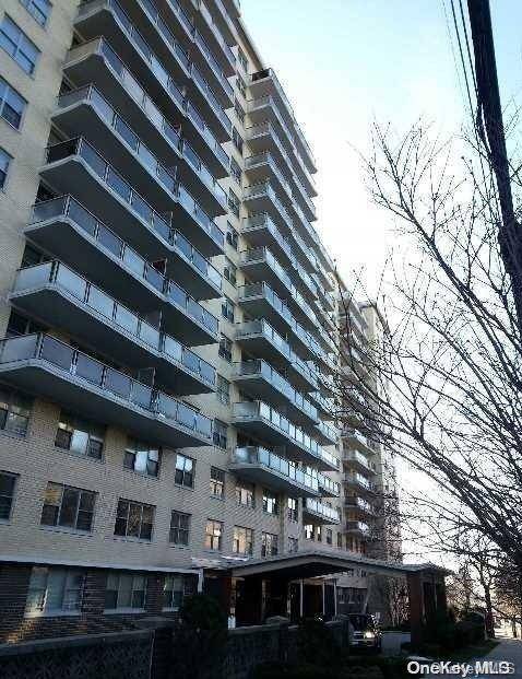 175-20 Wexford Terrace #4N, Jamaica Estates, NY 11432