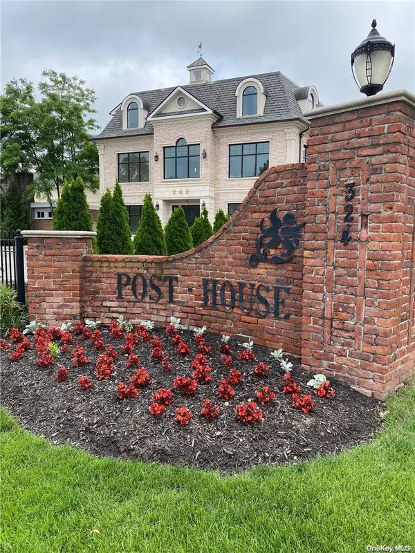 324 Post AVE #8G, Westbury, NY 11590