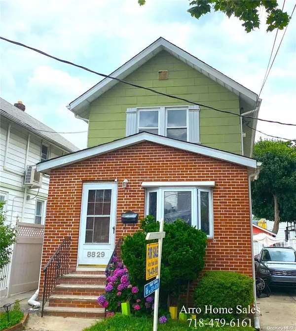Queens Village North, NY 11427,88-29 212 Pl