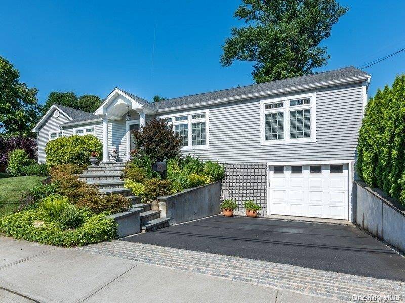 41 Highfield AVE, Port Washington, NY 11050
