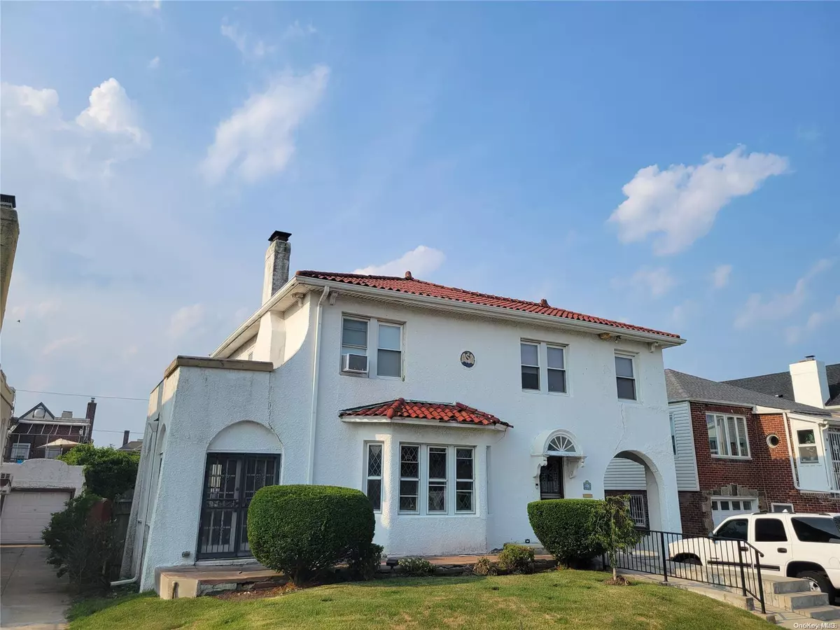 Long Beach, NY 11561,217 E Penn ST