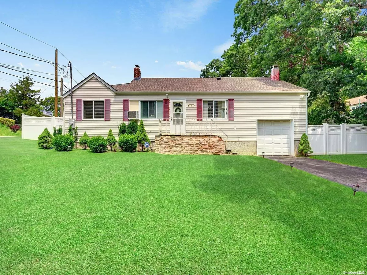 Sound Beach, NY 11789,19 Syosset RD