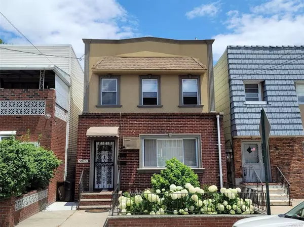 Maspeth, NY 11378,59-15 69 PL