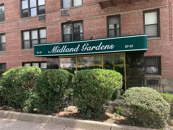 87-01 Midland Pkwy #7A, Jamaica Estates, NY 11432