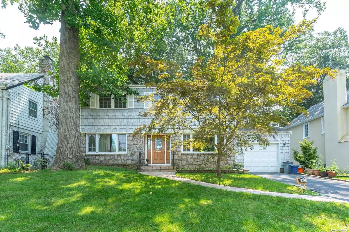 Great Neck, NY 11023,102 Oxford BLVD