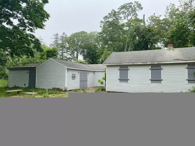 Mastic Beach, NY 11951,148 Elder DR