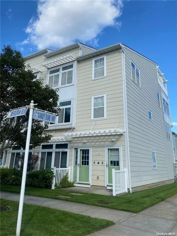 Arverne, NY 11692,130 Meridian BLVD