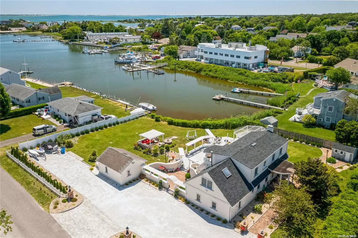 Southampton, NY 11968,1 Rebadam LN