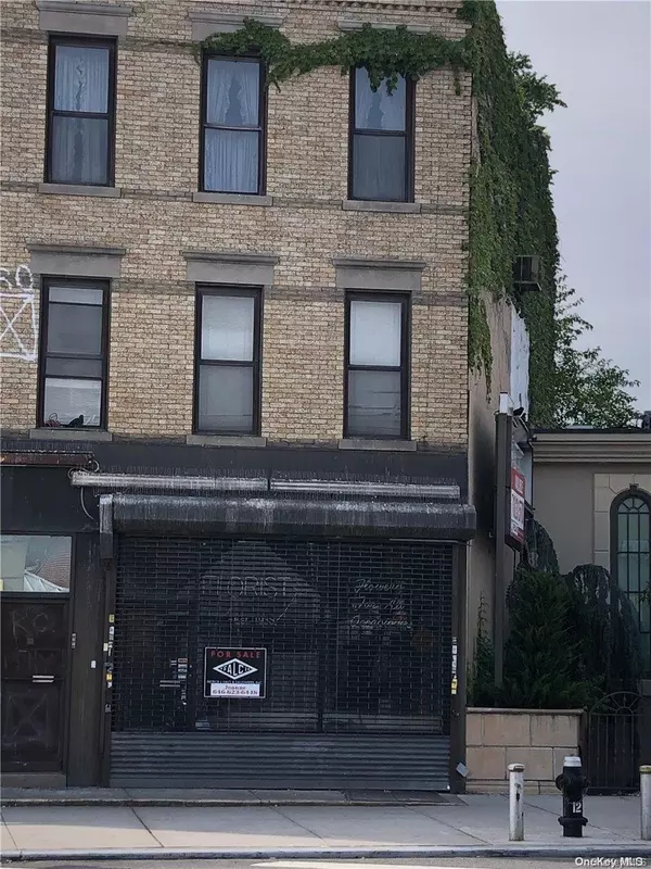 Ridgewood, NY 11385,70-15 Myrtle Avenue