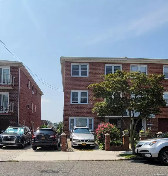 36-28 166th ST, Flushing, NY 11358