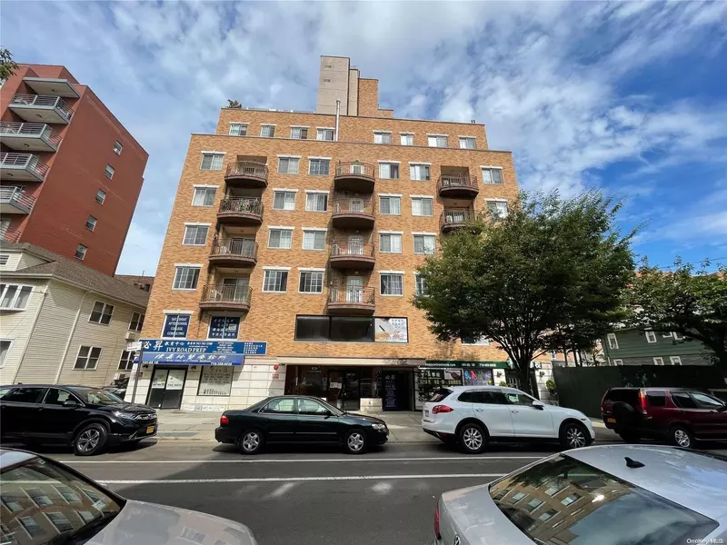 141-05 Cherry AVE #7C, Flushing, NY 11355