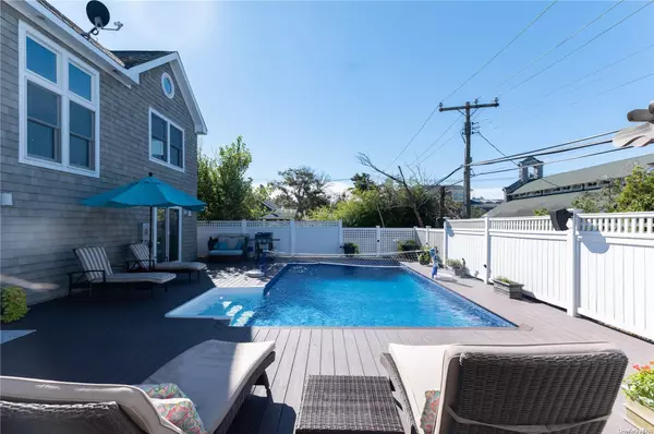 Ocean Beach, NY 11770,807 Evergreen WALK