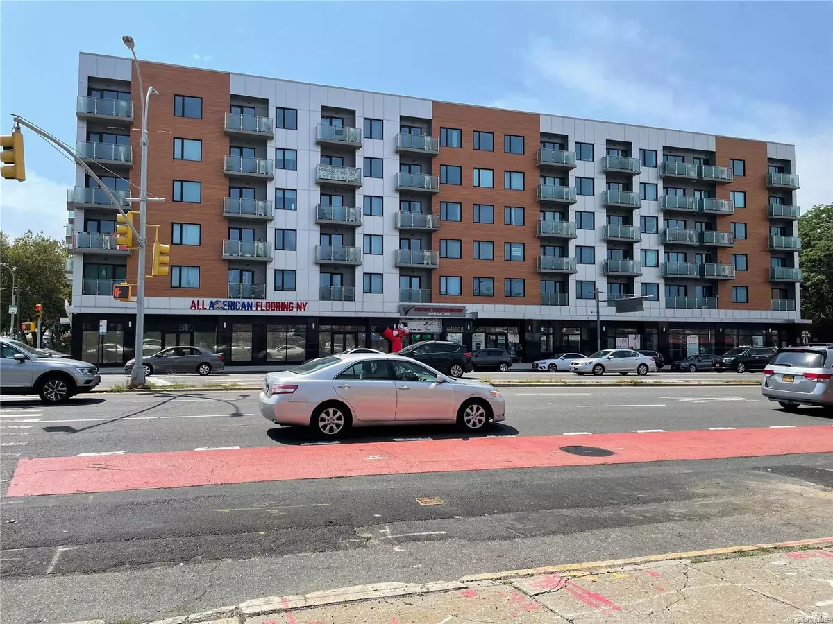 Middle Village, NY 11379,62-98 Woodhaven BLVD #2 I