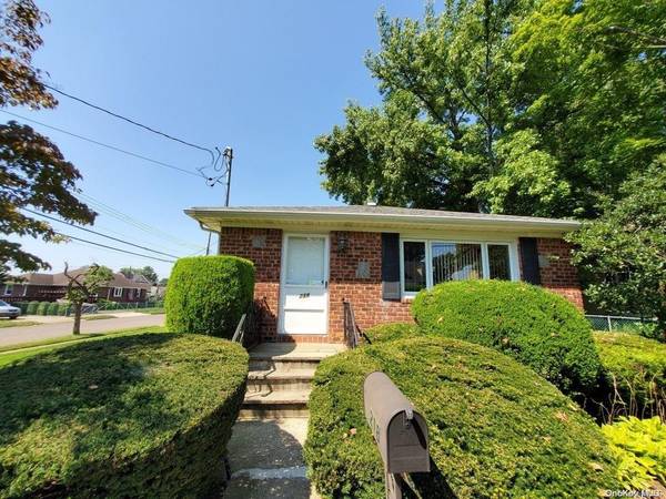 218 Clement AVE, Elmont, NY 11003