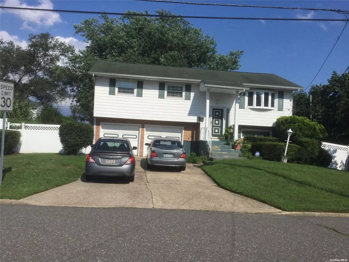 Brentwood, NY 11717,237 Gibson AVE