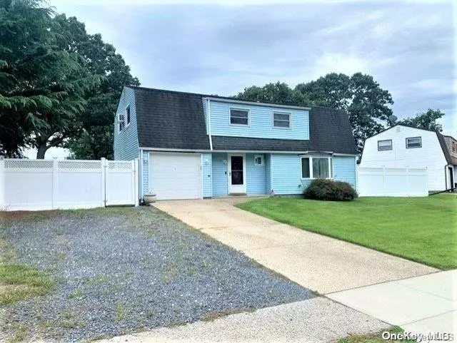 Selden, NY 11784,11 Imperial DR