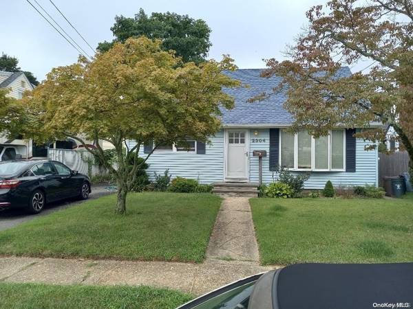 2304 Atlantic BLVD, Wantagh, NY 11793