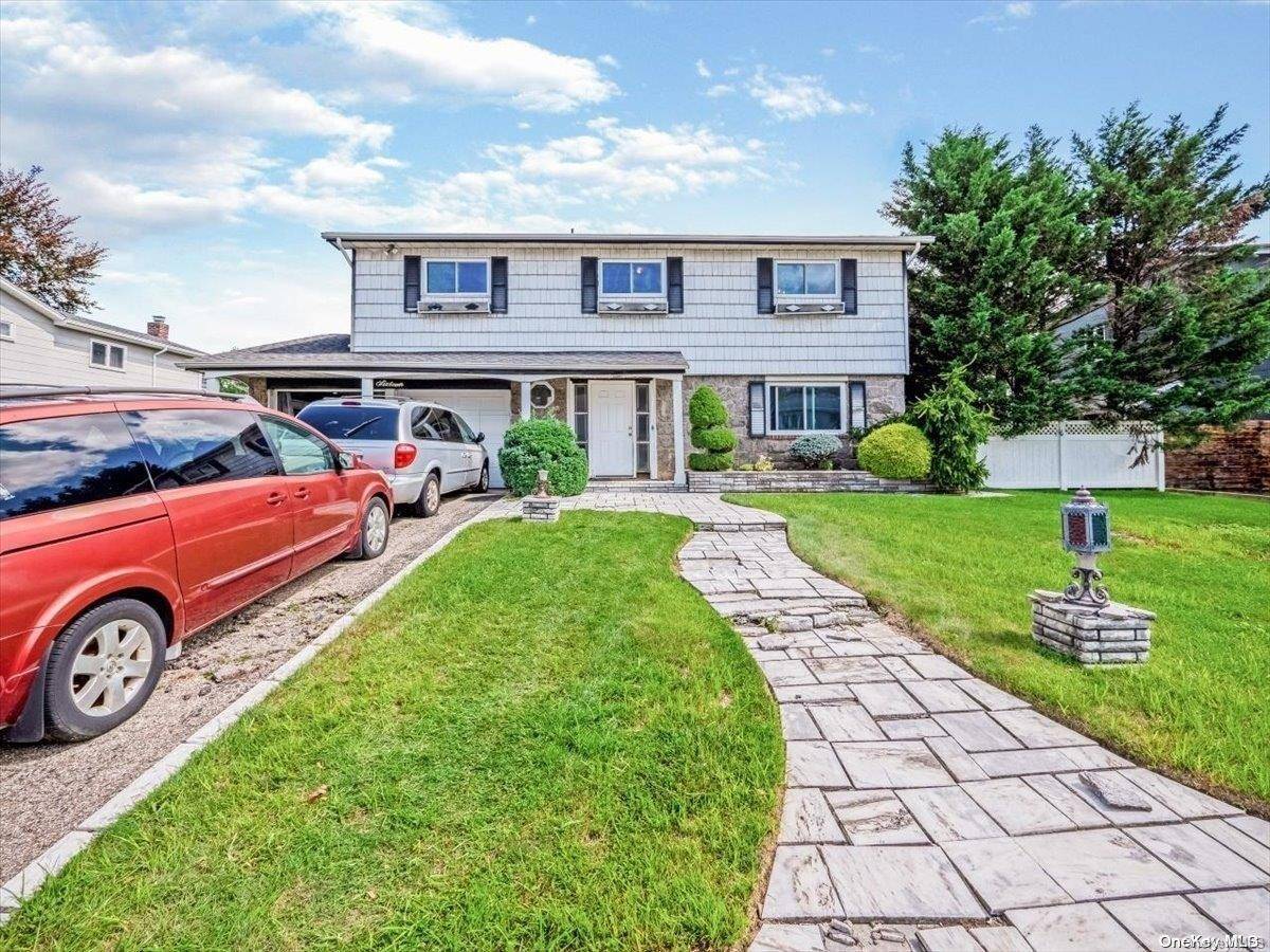 16 Westchester AVE, Jericho, NY 11753