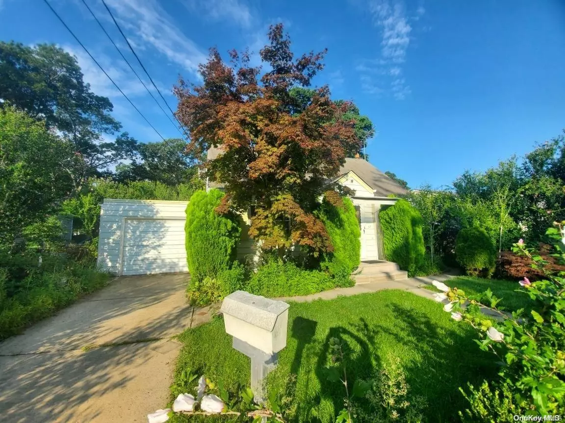 West Hempstead, NY 11552,58 Garden City BLVD