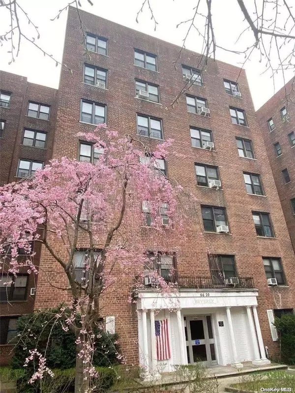 66-20 Wetherole ST #3J,  Rego Park,  NY 11374