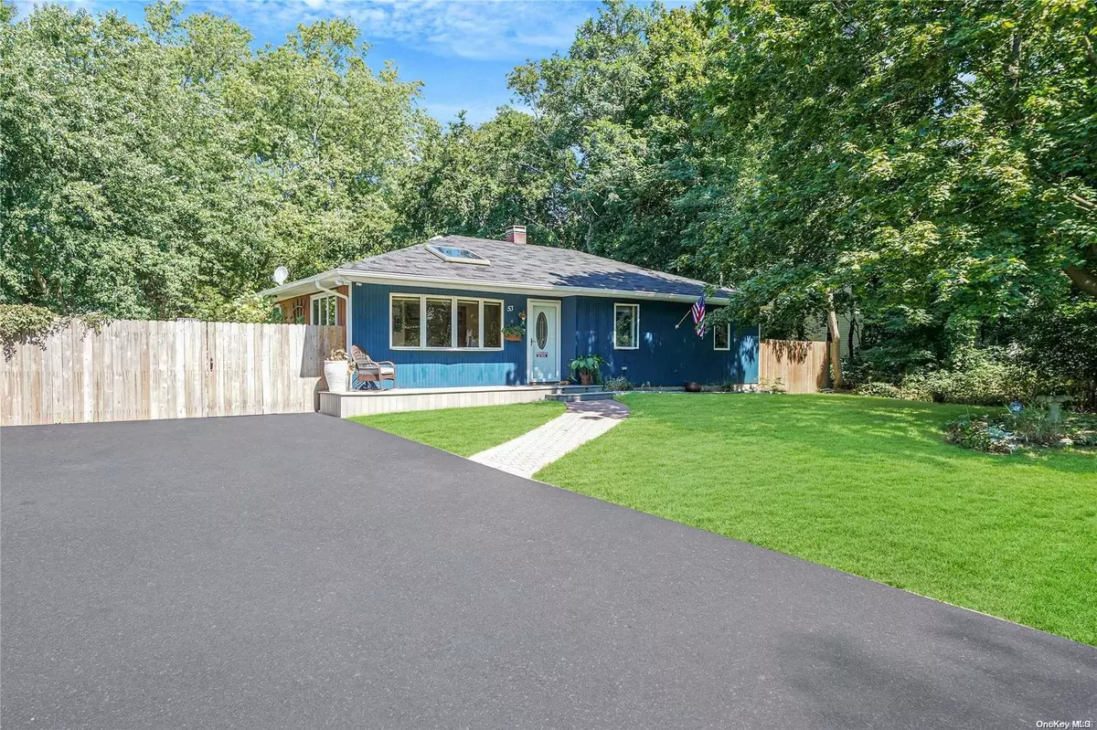 Mastic Beach, NY 11951,53 Spar DR